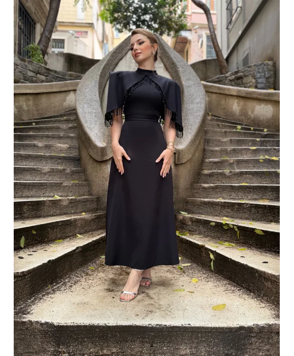 Helis Özel Tasarım Taş İşleme Detaylı Siyah Abiye Elbise