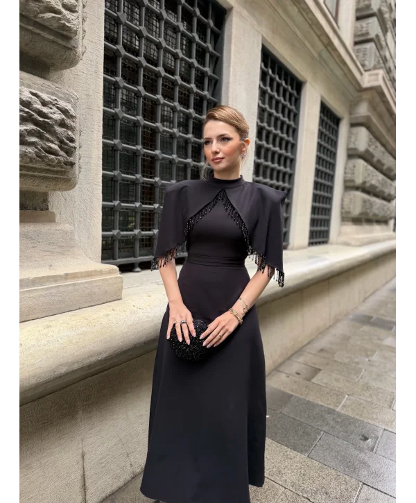 Helis Özel Tasarım Taş İşleme Detaylı Siyah Abiye Elbise