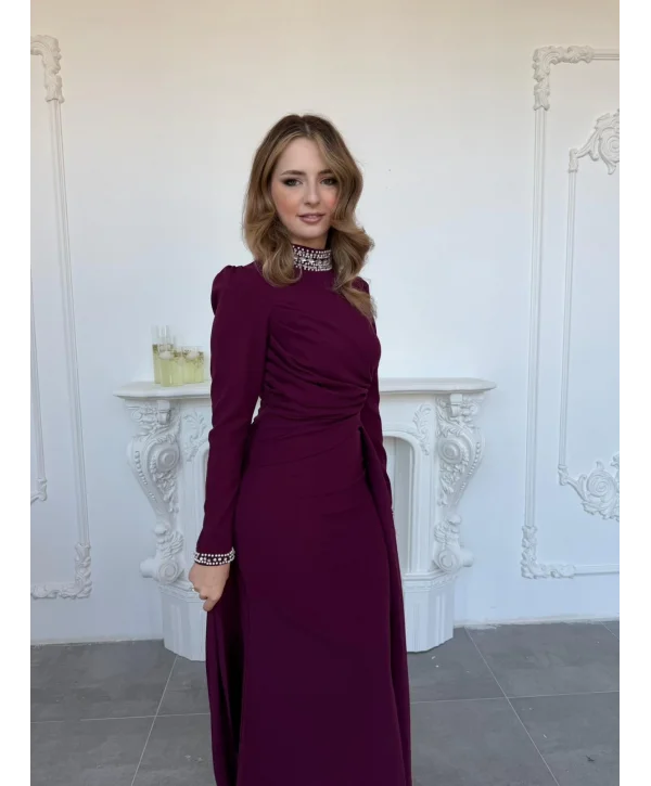 İnci Detaylı Pelerinli Uzun Mor Abiye Elbise