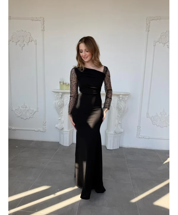 Işıltılı Tül Kollu Drapeli Uzun Abiye Siyah Elbise