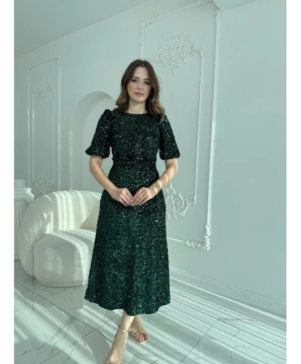 Işıltılı Vatkalı Pul Payet Zümrüt Elbise