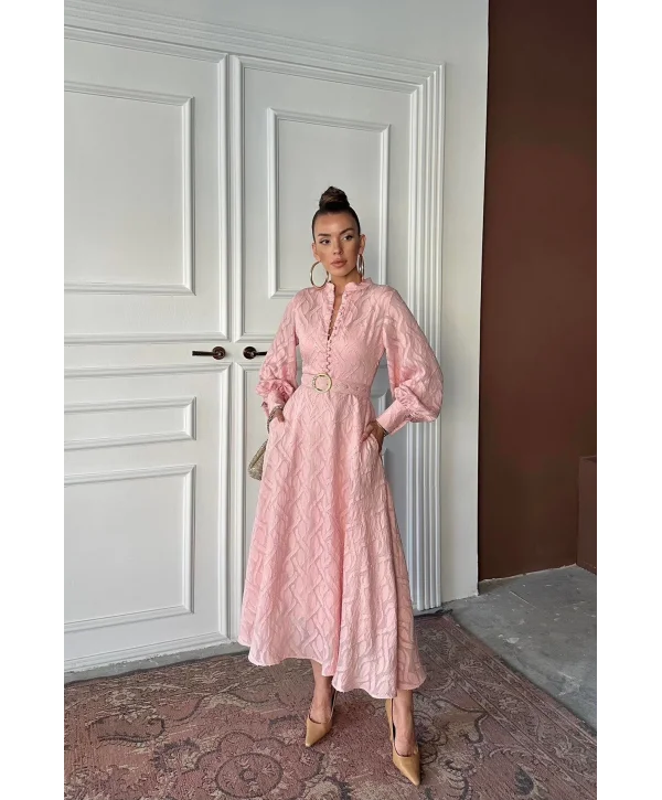 Jakarlı Kemer Detaylı Tam Boy Pembe Elbise