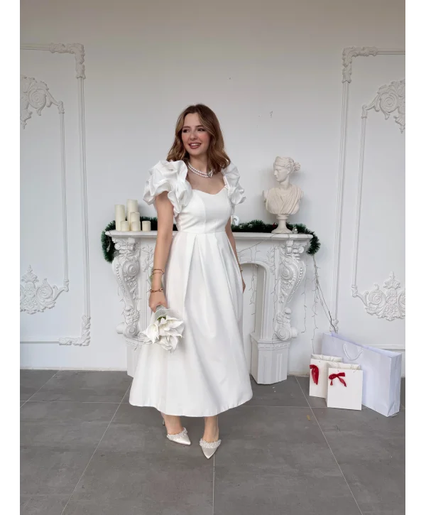 Kalp Yaka Pileli Etek Beyaz Prenses Kesim Abiye Elbise