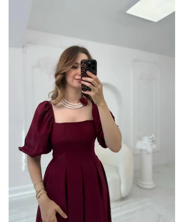 Kare Yaka Balon Kol Çan Etekli Bordo Elbise