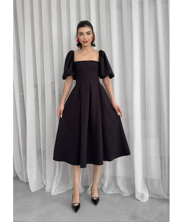Kare Yaka Balon Kol Çan Etekli Siyah Elbise