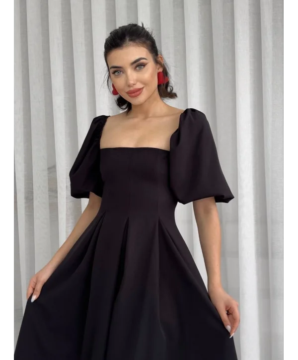 Kare Yaka Balon Kol Çan Etekli Siyah Elbise