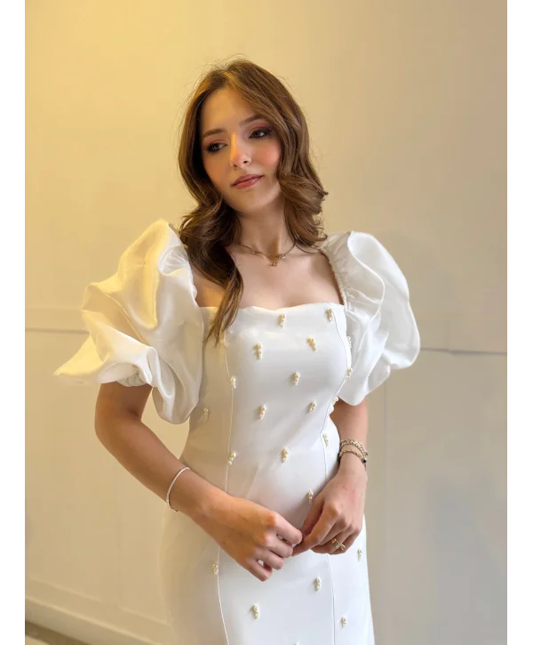 Kare Yaka Maxi Boy Taş Detaylı PERA Beyaz Elbise