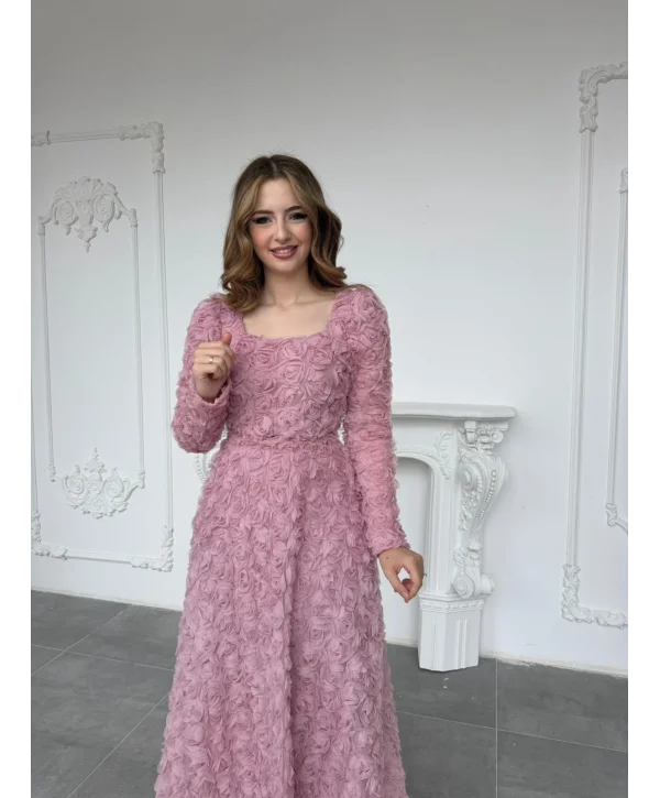 Kare Yaka Tam Boy Gül Dokulu Özel TasarımPembe Elbise