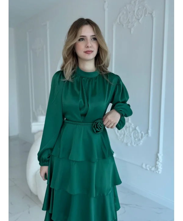 Kat Kat Zümrüt Gül Kemer Detaylı Saten Elbise