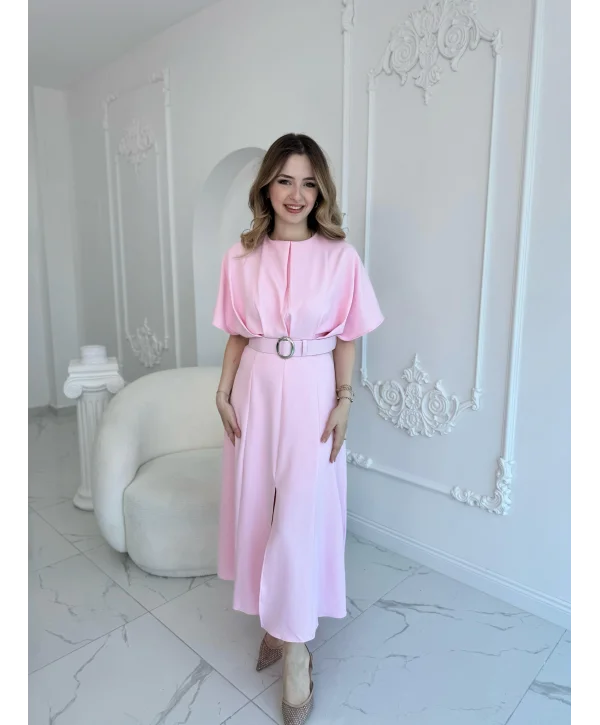 Kemer Detaylı Yırtmaçlı Pliseli Maxi Boy Pembe Elbise