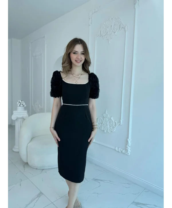 Kol Detaylı Siyah Midi Boy Elbise