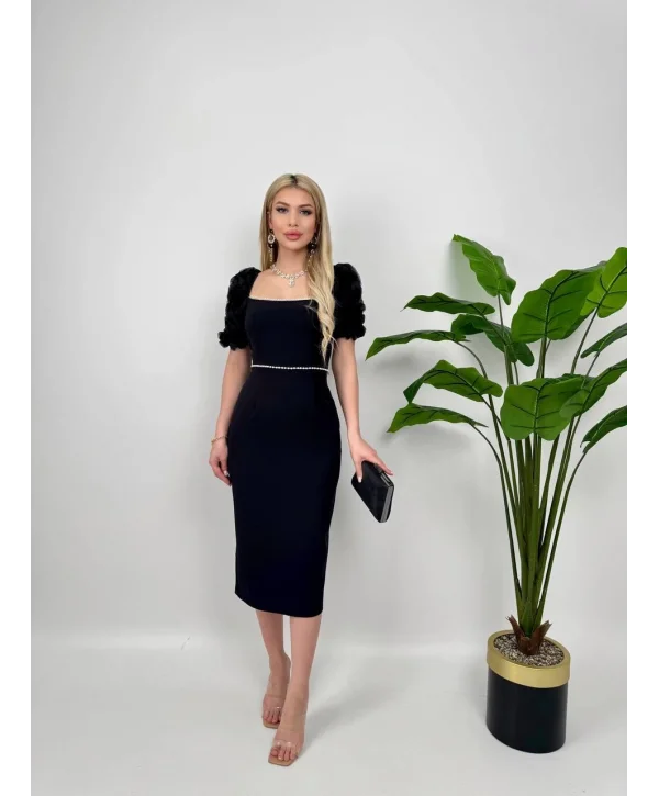 Kol Detaylı Siyah Midi Boy Elbise