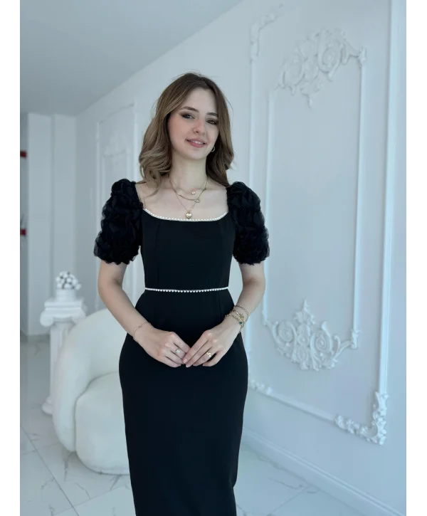 Kol Detaylı Siyah Midi Boy Elbise