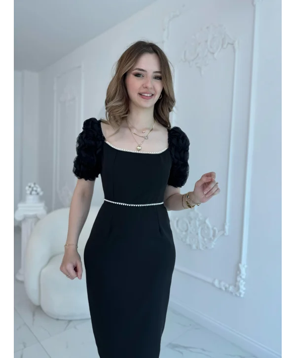 Kol Detaylı Siyah Midi Boy Elbise