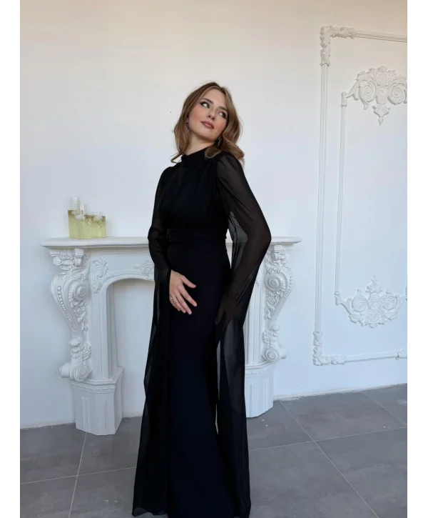 Korse Detaylı Tül Kollu Uzun Siyah Elbise