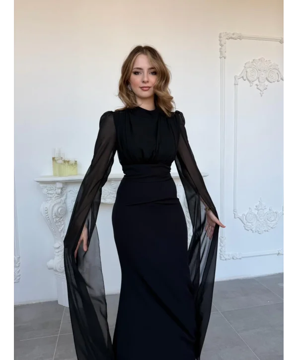 Korse Detaylı Tül Kollu Uzun Siyah Elbise