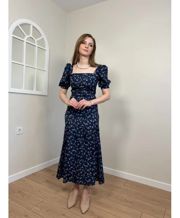 Lacivert Çiçek Desenli Krep Kumaş Elbise