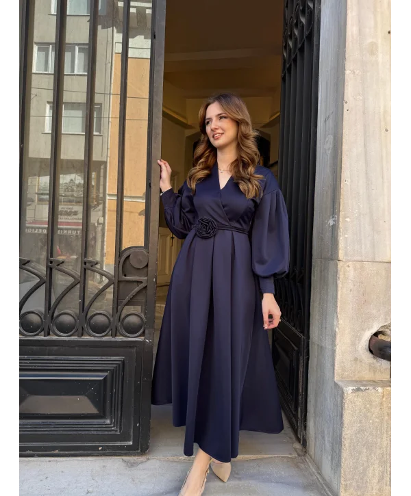 Rosa Lacivert Gül Kemer Detaylı Scuba Maxi Boy Elbise