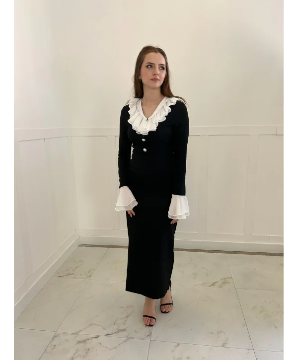 Lara Yaka ve Kol Fırfır Detaylı Elbise