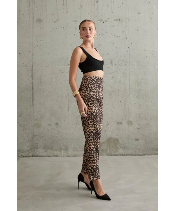 Leoparlı Pensli Pantolon