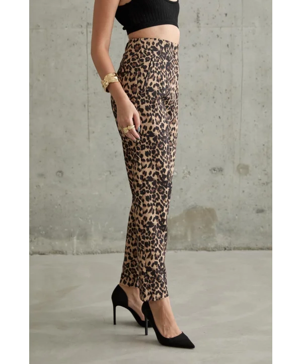 Leoparlı Pensli Pantolon
