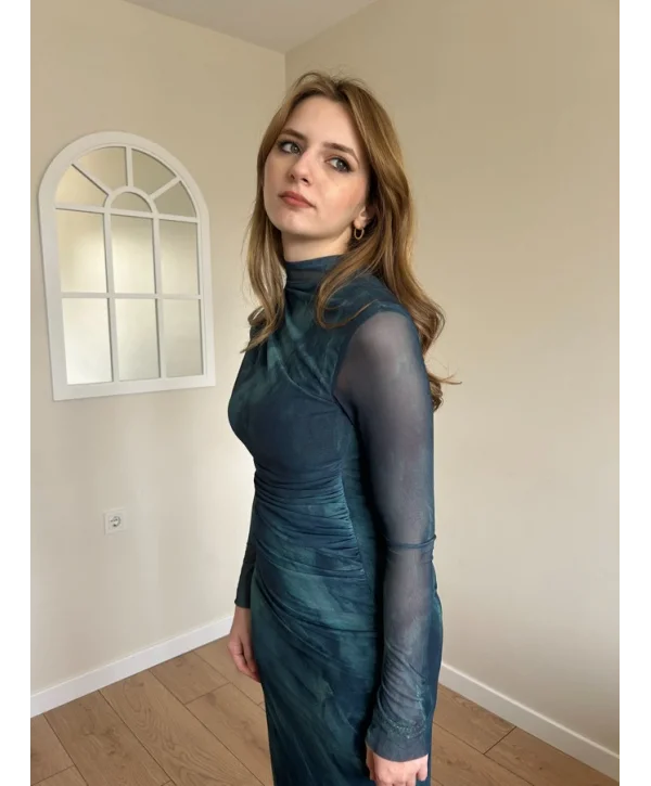 Mavi Dalgalı Tül Elbise