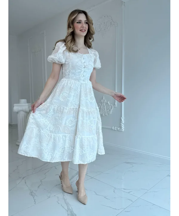 Nakış İşlemeli Ekru Fisto Elbise