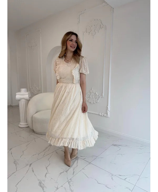 Nakış İşlemeli Şifon Bej Elbise