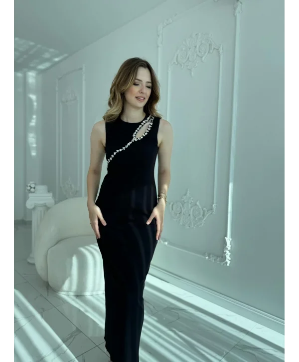 Omuzdan Geçişli Taş Detaylı Siyah Davet Elbisesi