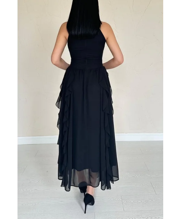 Önü Büzgülü Eteği Fırfırlı Siyah Şifon Elbise