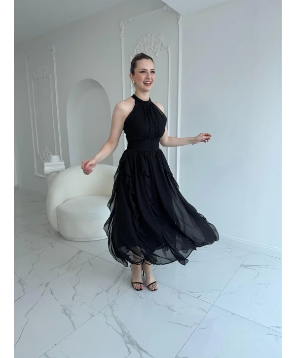 Önü Büzgülü Eteği Fırfırlı Siyah Şifon Elbise