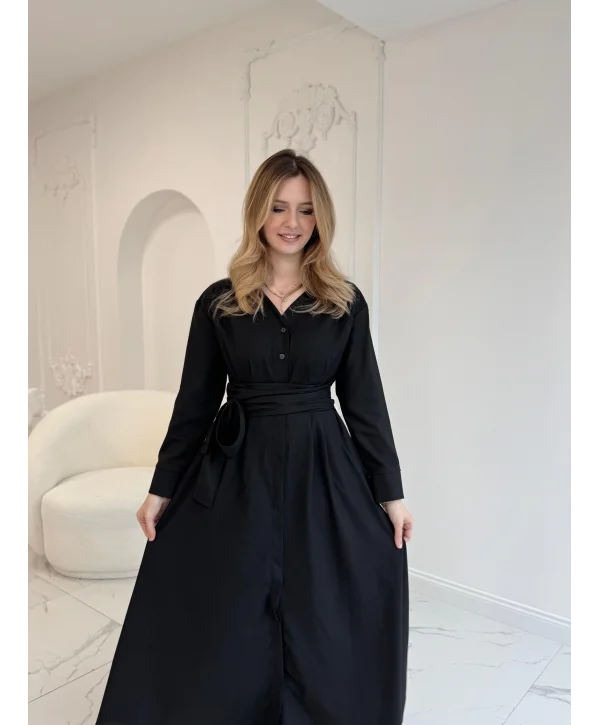 Pile Detaylı Kuşaklı Siyah Elbise