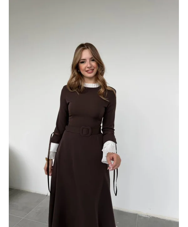 Pliseli Kol Detaylı Kemerli Dokuma Kahve Elbise