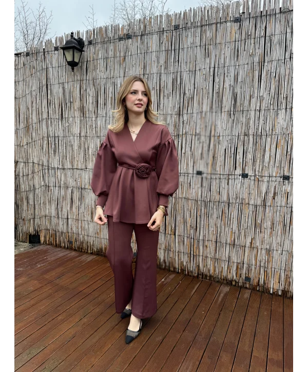 ROSA GÜL KEMER DETAYLI ACI KAHVE İKİLİ TAKIM