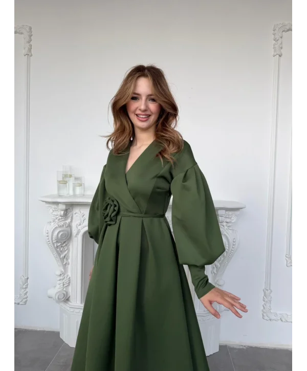 Rosa Yeşil Gül Kemer Detaylı Scuba Maxi Boy Elbise