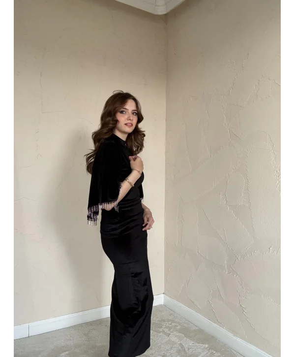 Şal Yaka Siyah Kadife Elbise