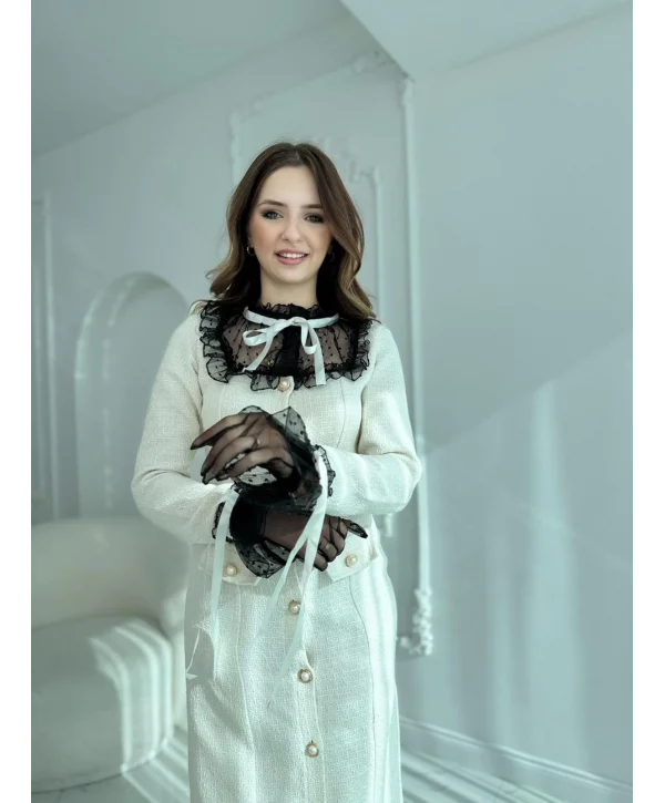 Şanel Tüvit Kumaş Düğmeli Yaka ve Kol Detaylı Ekru Elbise