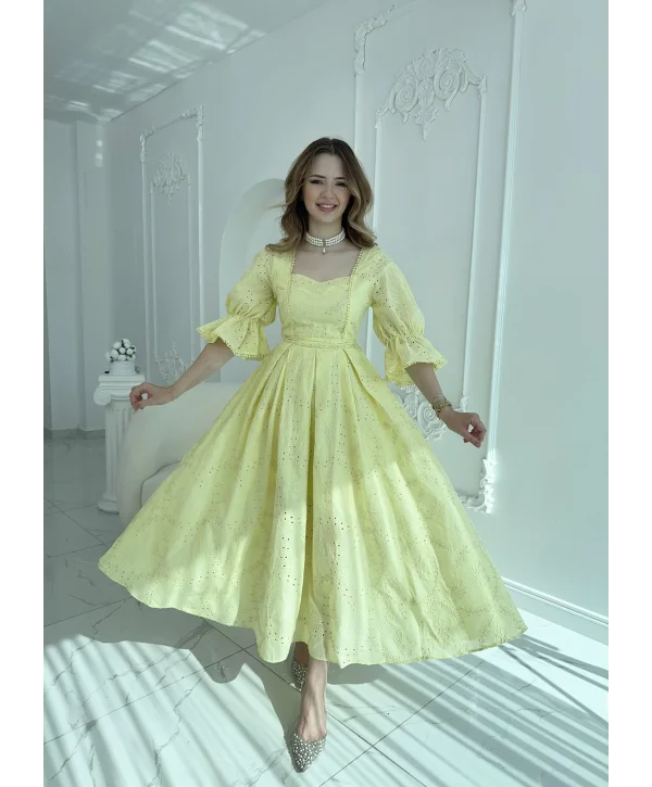 Sarı Kolu Lastikli Brode Prenses Elbise