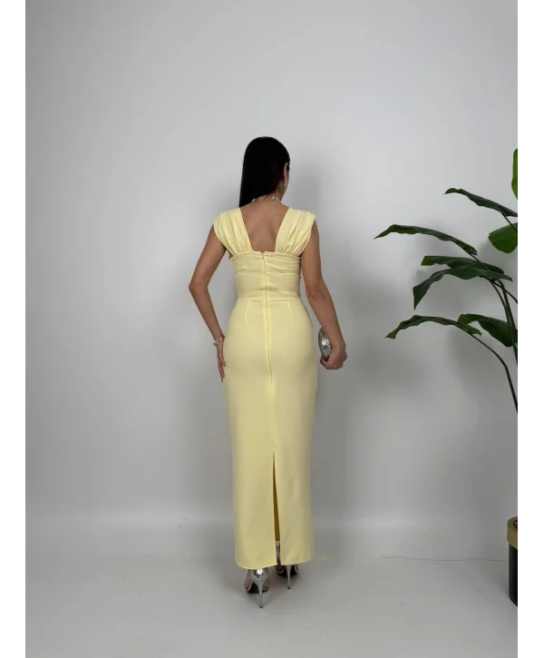 Sarı Maxi boy yaka taş detaylı uzun elbise