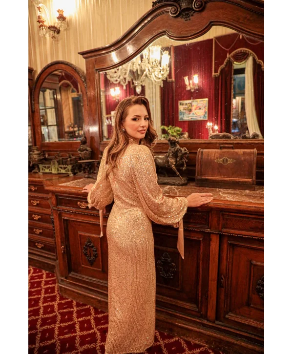 Saten Bağlama Detaylı Işıltılı Pul Payet Bej Elbise