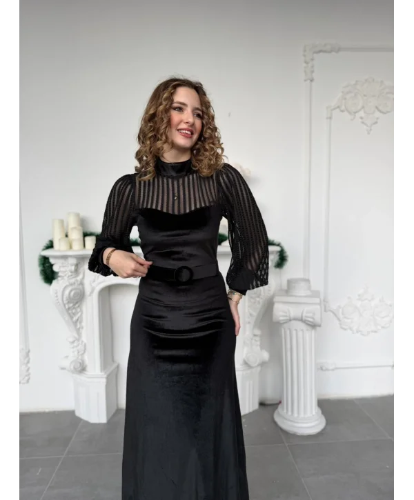 Şerit Tül Detaylı Kemerli Kadife Siyah Elbise