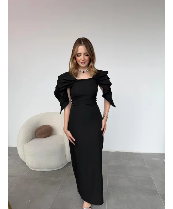 Şık Kat Detaylı Angel Model Siyah Elbise
