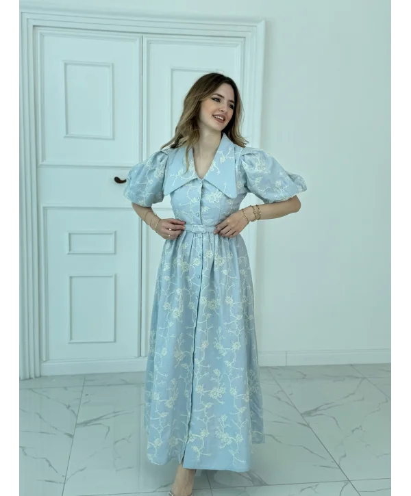 Sivri Bebe Yaka Balon Kollu Mavi Brode Elbise