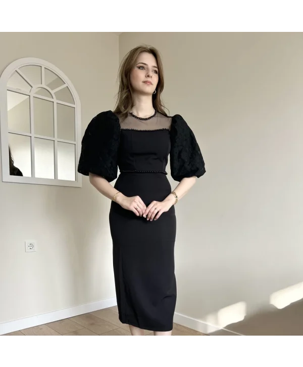 Diana Siyah Tül ve İnci Detaylı Elbise