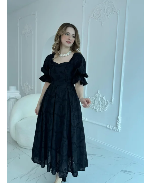 Siyah Kolu Lastikli Brode Prenses Elbise