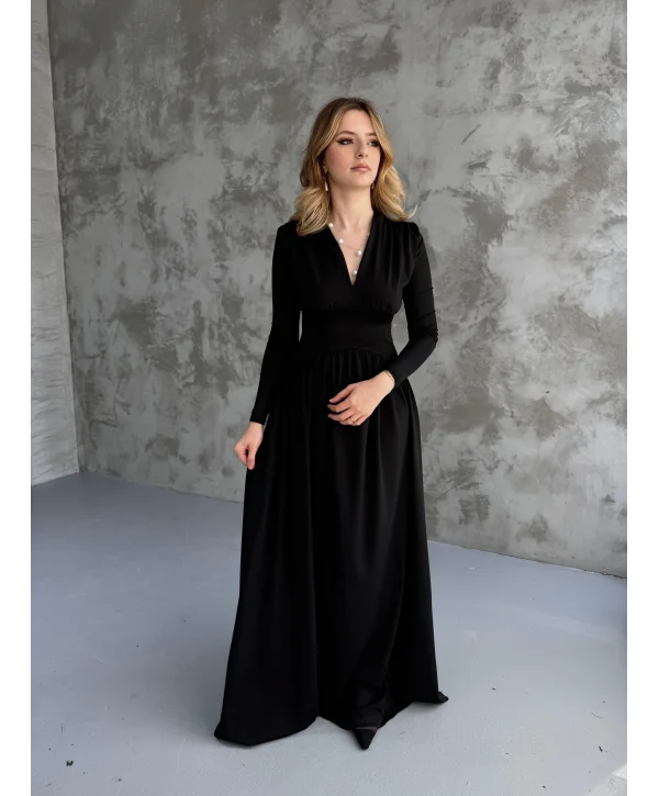 Siyah V Yaka Maxi Boy Elbise