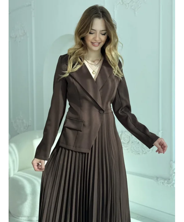 Takım Görünümlü Pileli Kahve Maxi Elbise