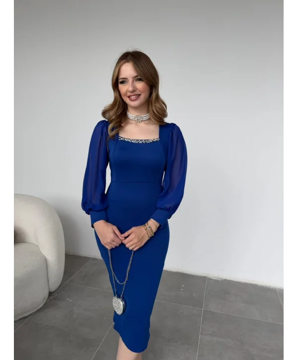 Taş Detaylı Kare Yaka Tül Kollu Midi Boy Saks Elbise