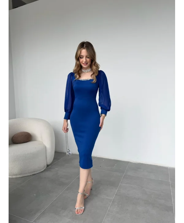 Taş Detaylı Kare Yaka Tül Kollu Midi Boy Saks Elbise