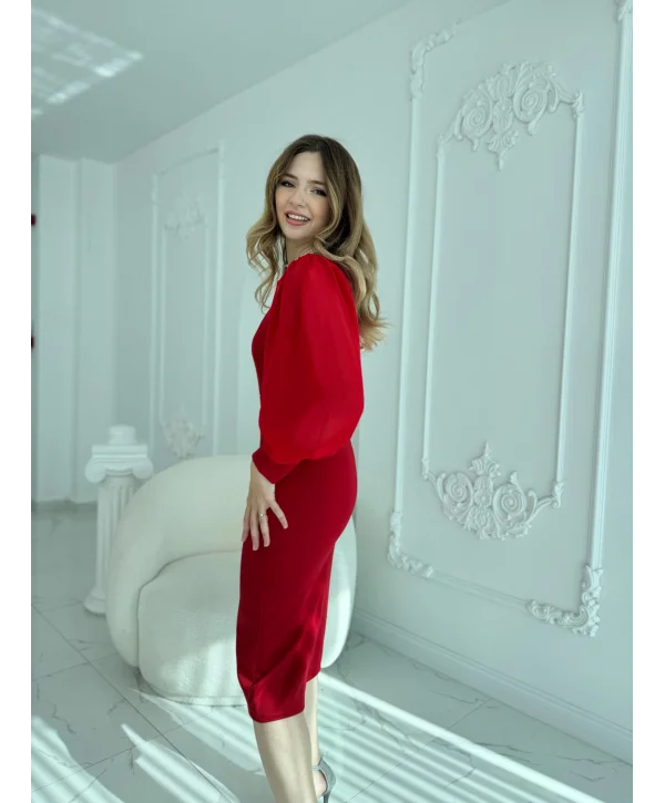 Taş Detaylı Kare Yaka Tül Kollu Midi Boy Kırmızı Elbise